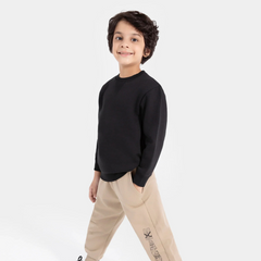 Black basic sweat shirt