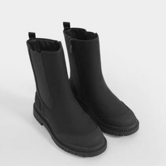 Black Chelsey boots/