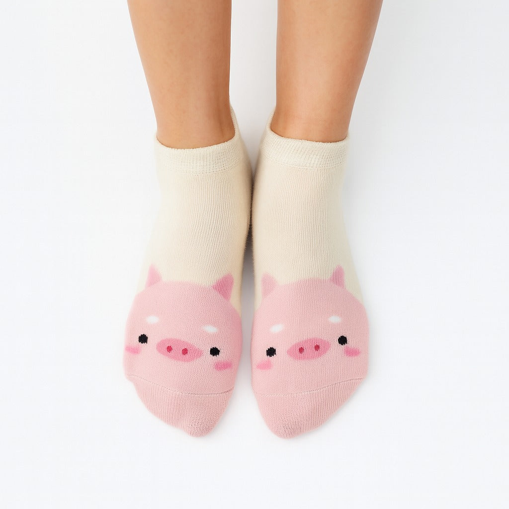 Girls pink pig socks