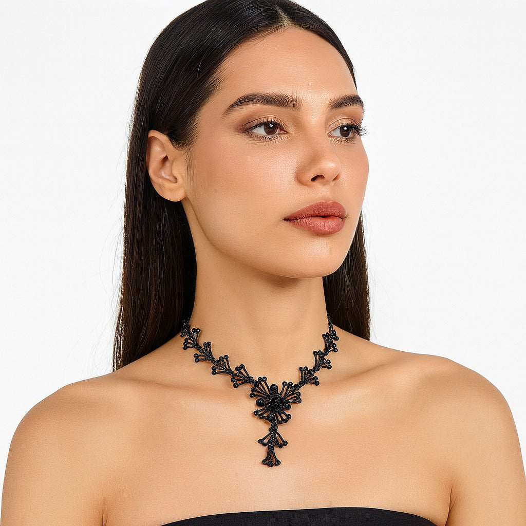 Girls black necklace